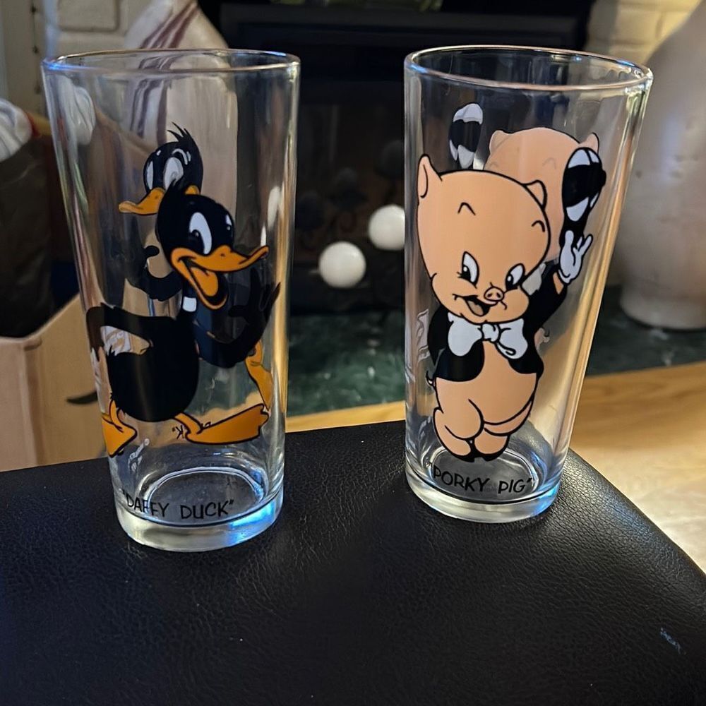 Vintage 1973 Pepsi Collector Series Glasses – Daffy Duck & Porky‎ Pig – Set of 2